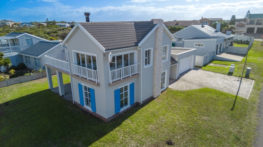 3 Bedroom Property for Sale in Franskraal Western Cape